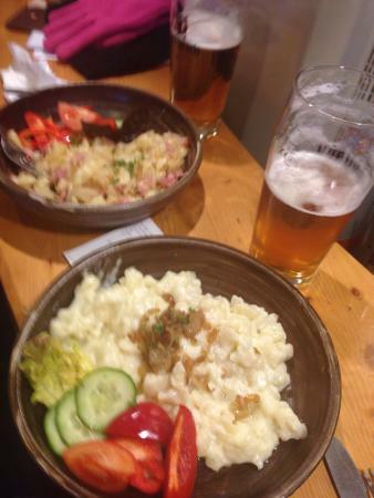 IGLOO Bar & Restaurant & Pizzeria